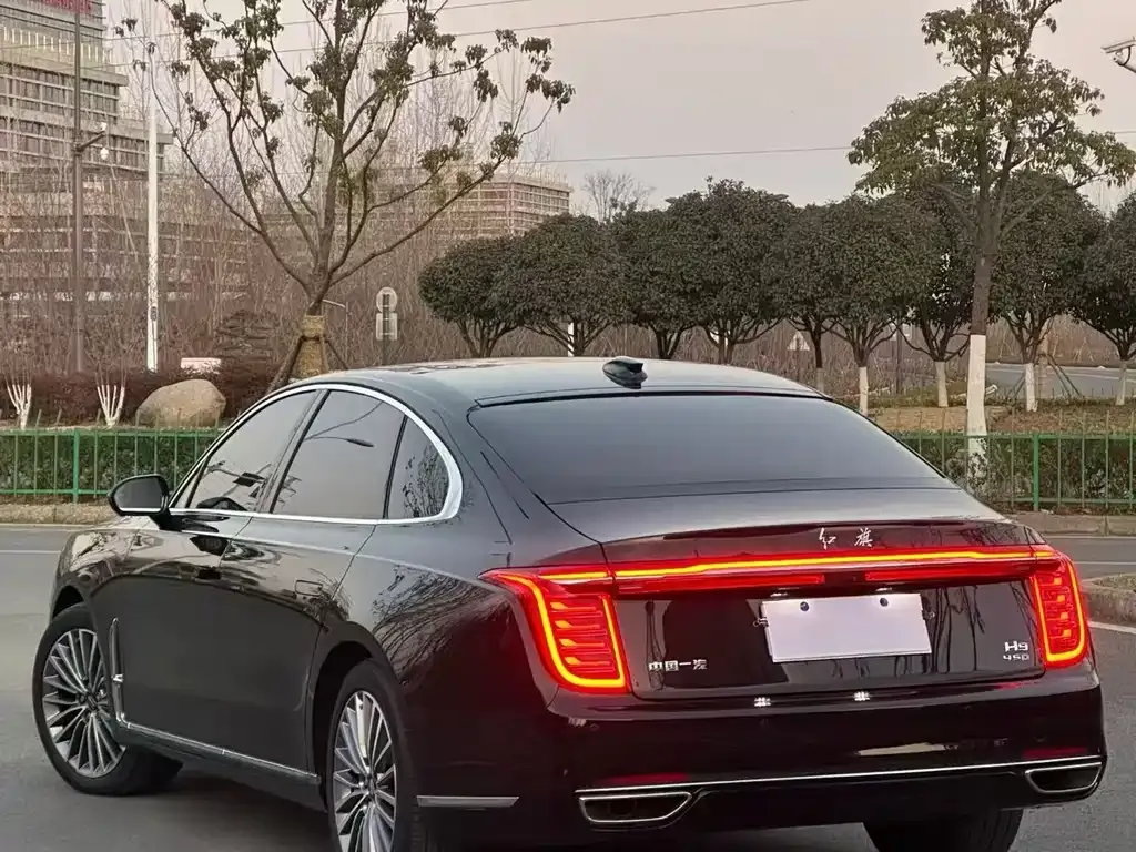 Hongqi H9 — фото 10