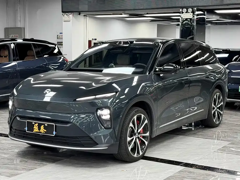 NIO ES8 — фото 1