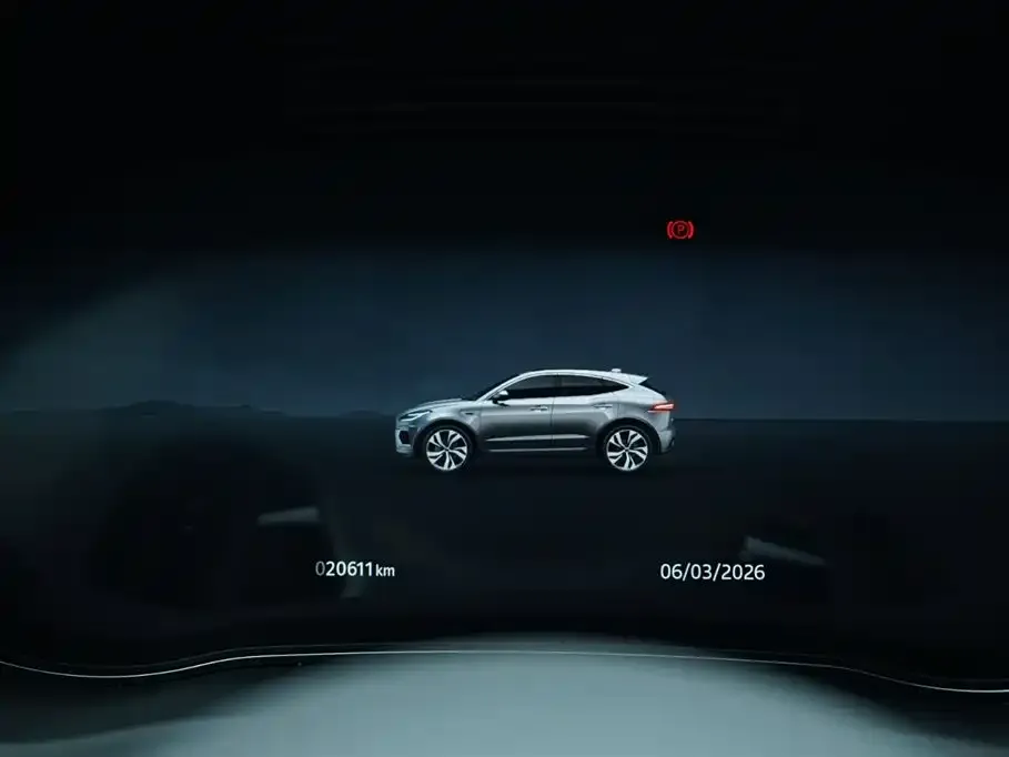 Jaguar E-PACE — фото 2