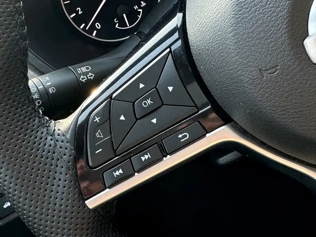 Nissan Teana — фото 10