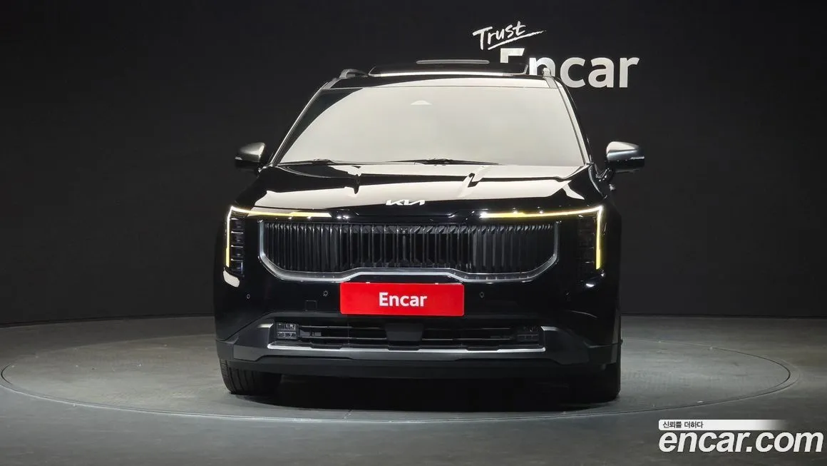 Kia Carnival — фото 4