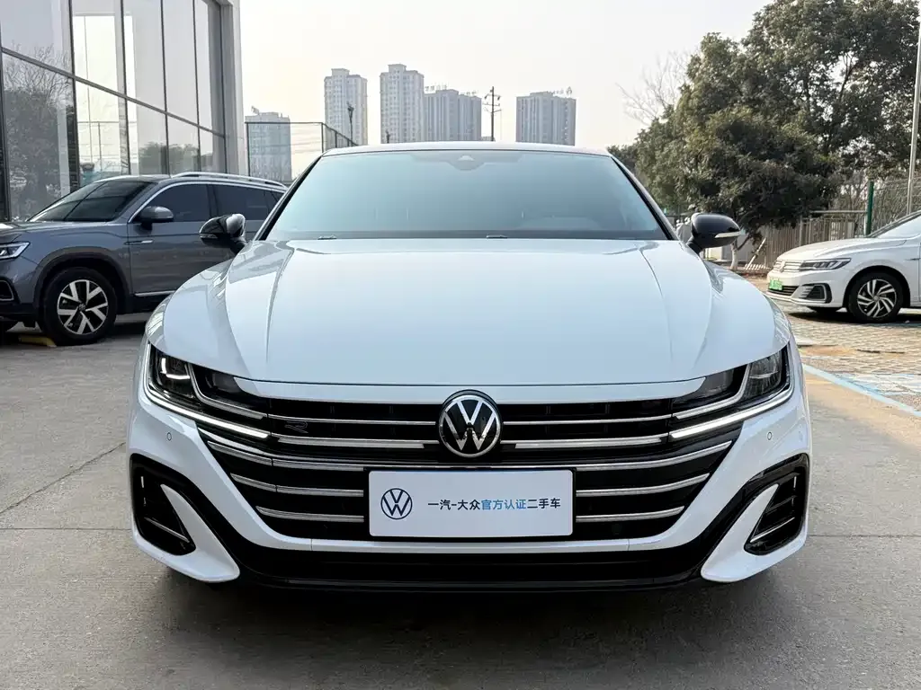 Volkswagen CC — фото 1
