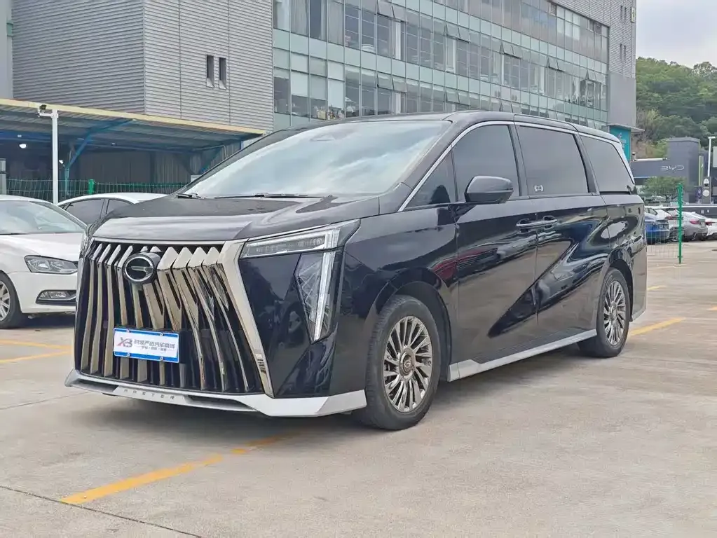 GAC Motor Trumpchi M8 — фото 1