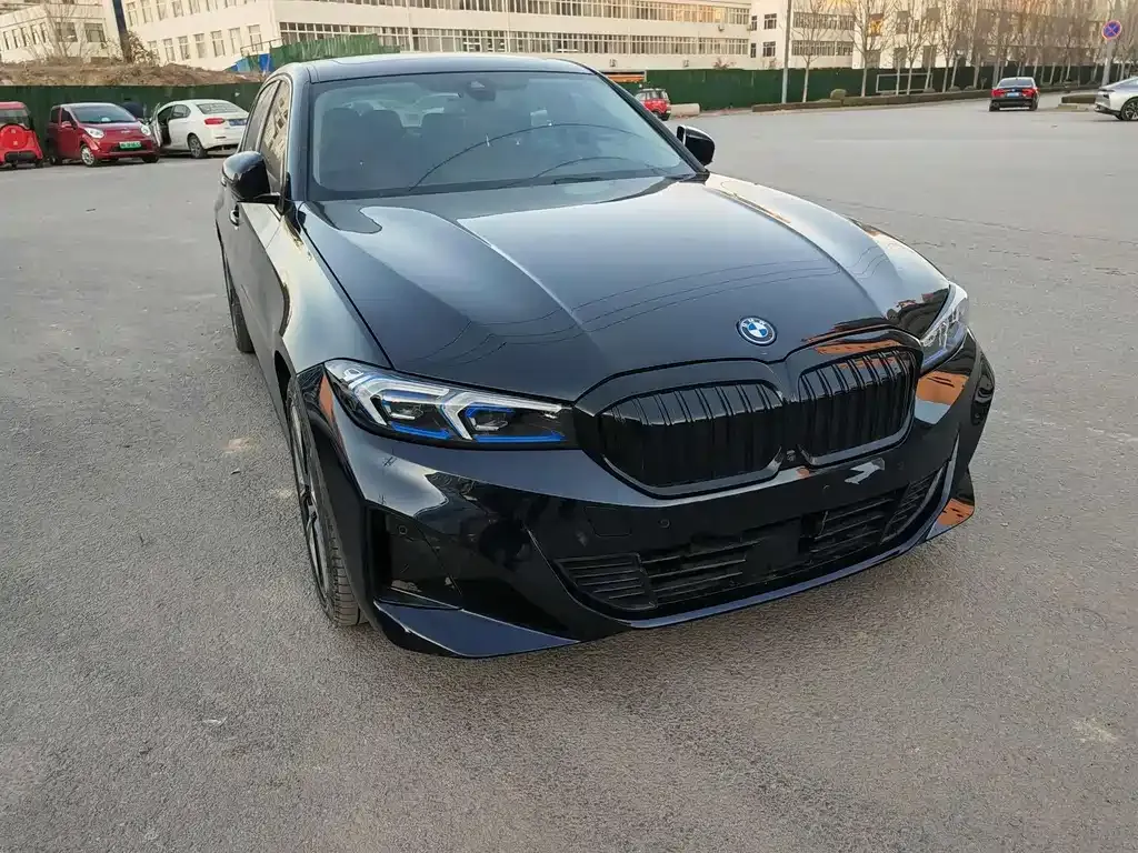 BMW i3 — фото 1