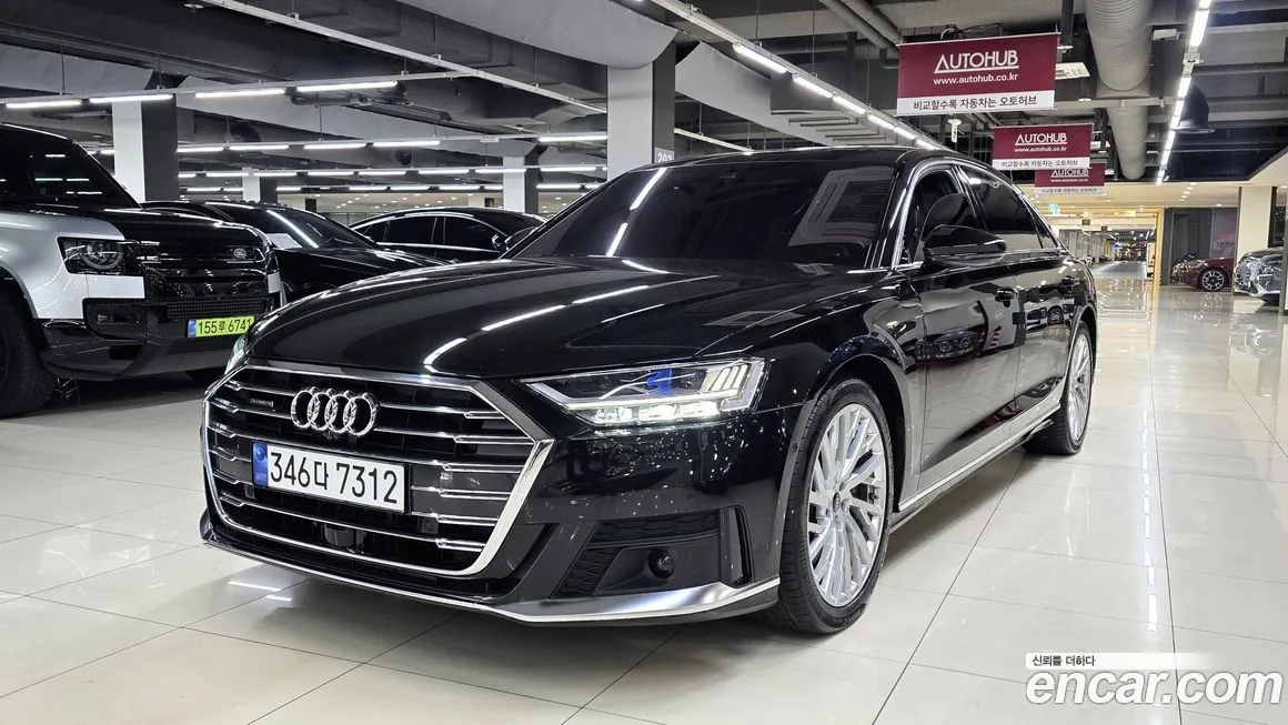 Audi A8 — фото 7