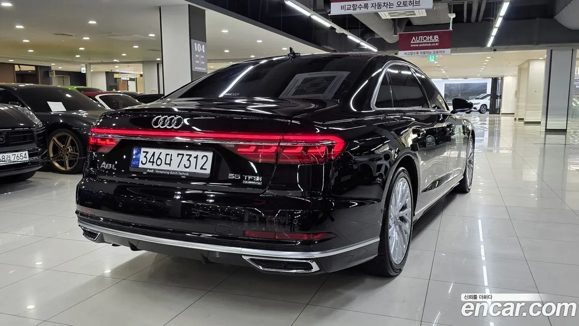 Audi A8 — фото 3