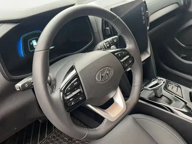 Hyundai ix35 — фото 10