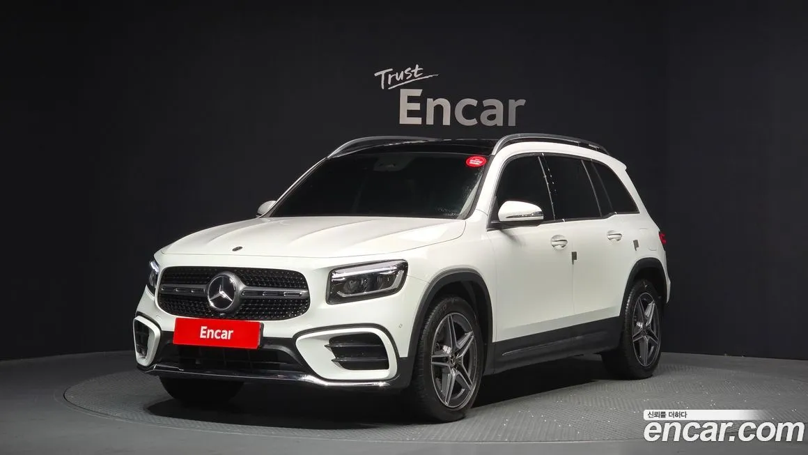 Mercedes-Benz GLB-Class — фото 1