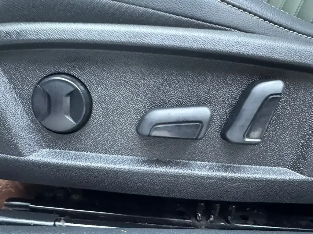 Volkswagen Passat — фото 9