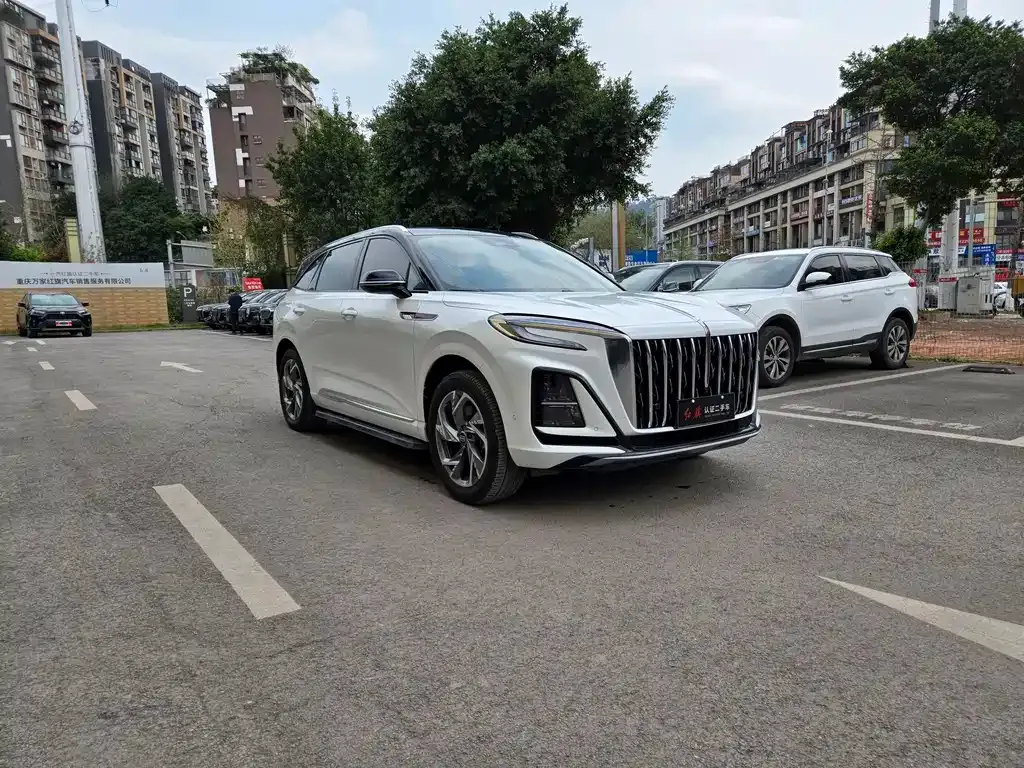 Hongqi HS3 — фото 10