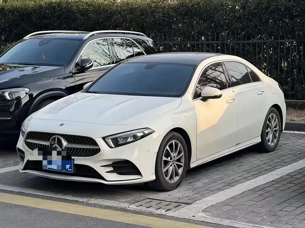 Mercedes-Benz A-Class — фото 1