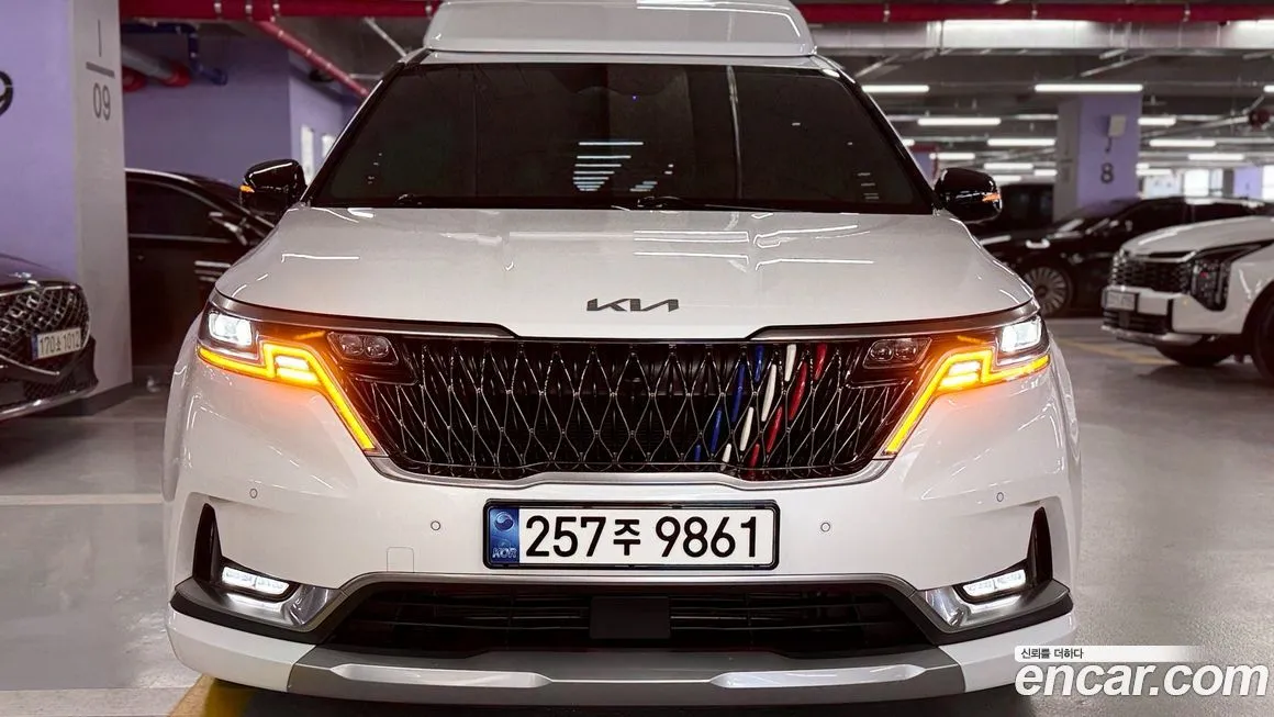 Kia Carnival — фото 2