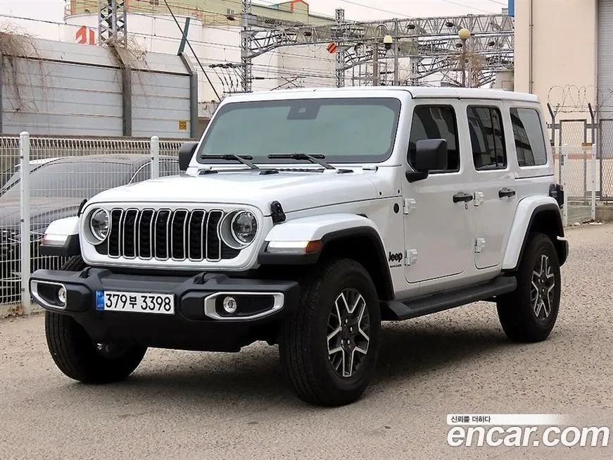 Jeep Wrangler — фото 10