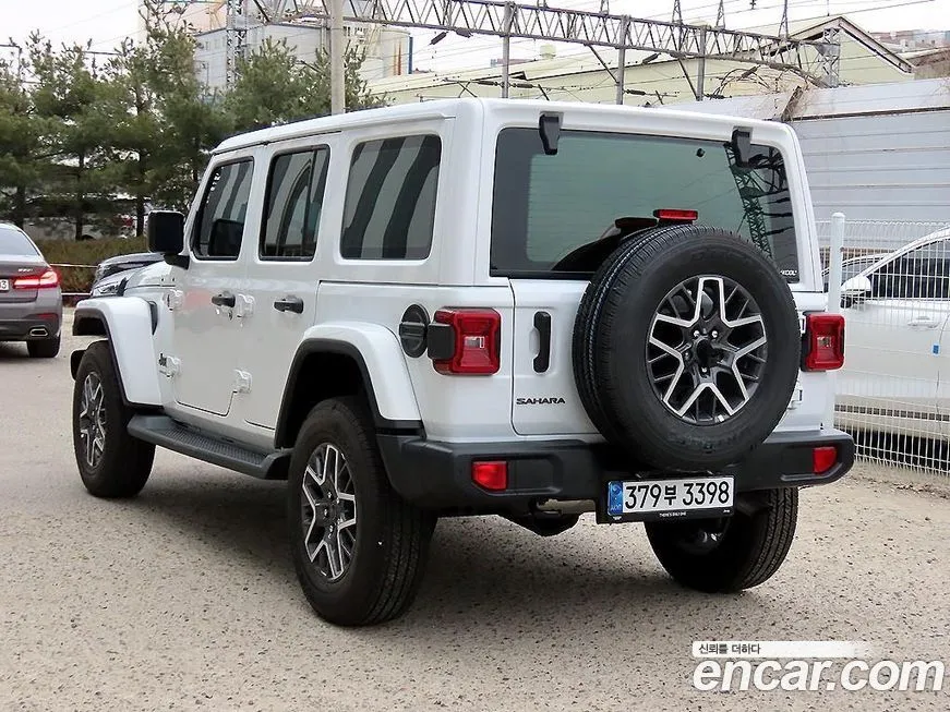 Jeep Wrangler — фото 3