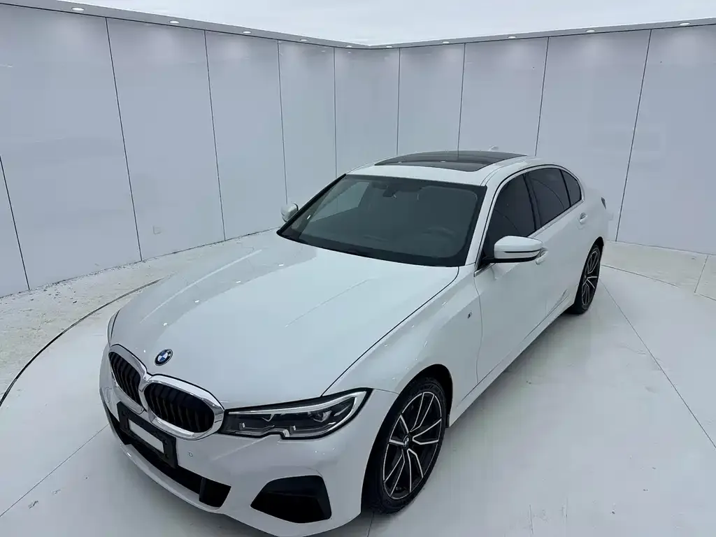 BMW 3 Series — фото 1