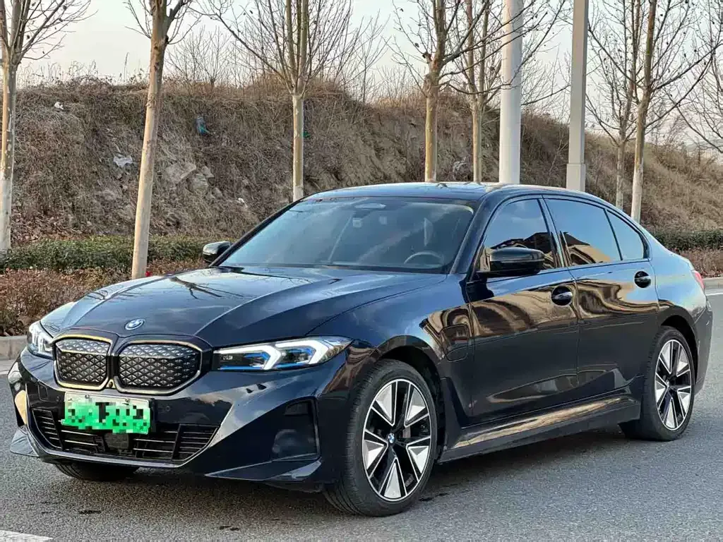 BMW i3 — фото 1
