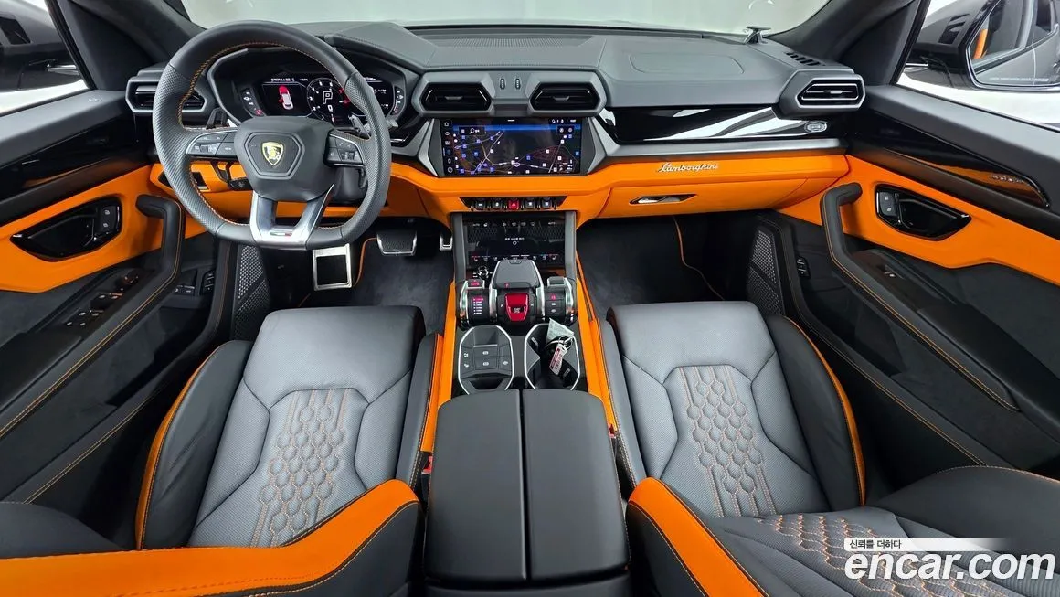 Lamborghini Urus — фото 8