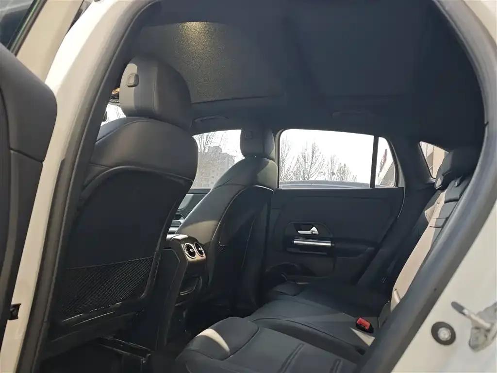 Mercedes-Benz GLA — фото 3