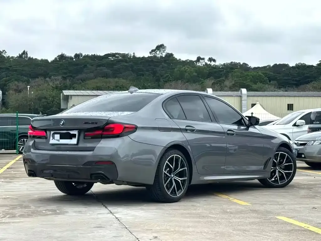 BMW 5 Series (Import) — фото 3