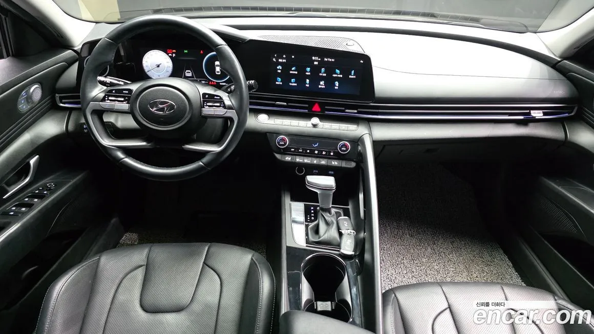 Hyundai AVANTE — фото 2