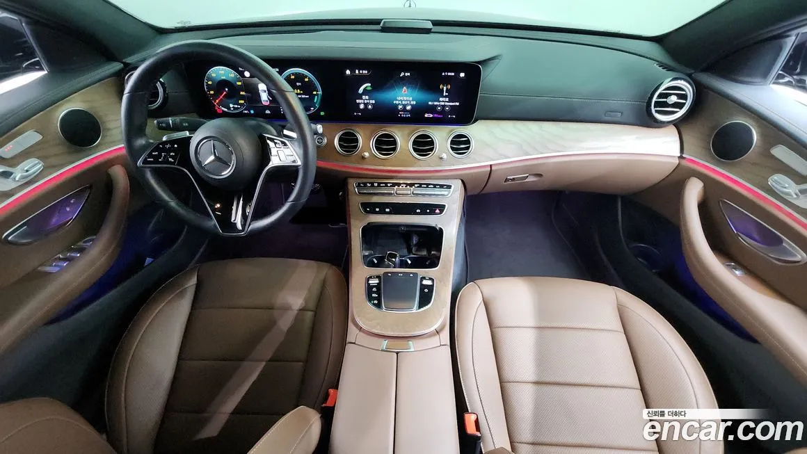 Mercedes-Benz E-Class — фото 5