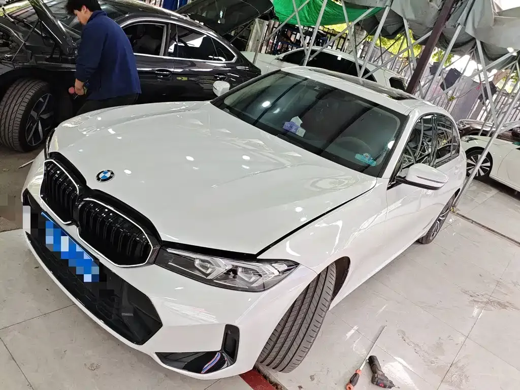 BMW 3 Series — фото 1