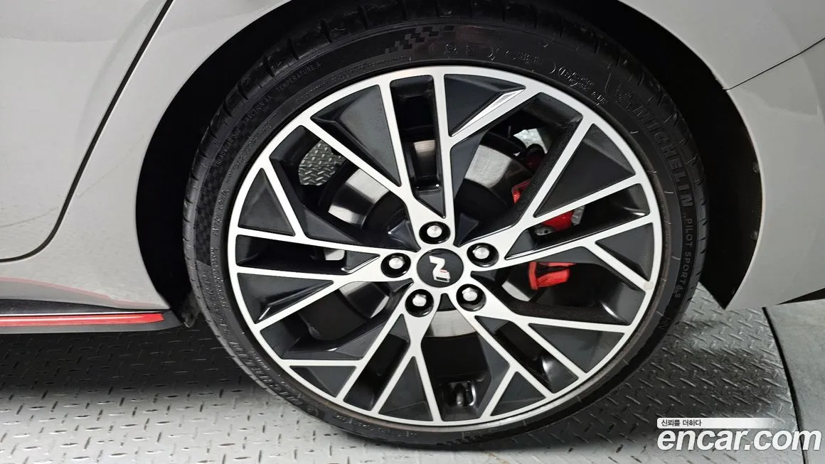 Hyundai AVANTE — фото 6