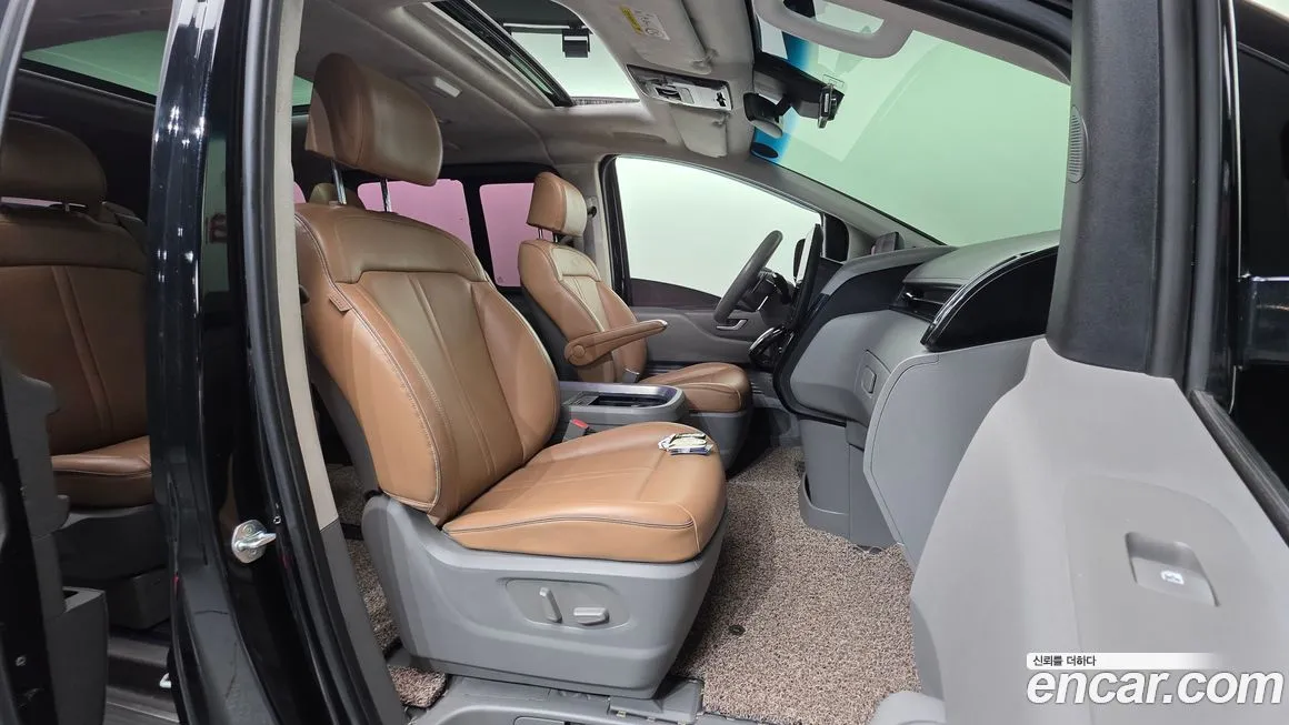 Hyundai Staria — фото 4