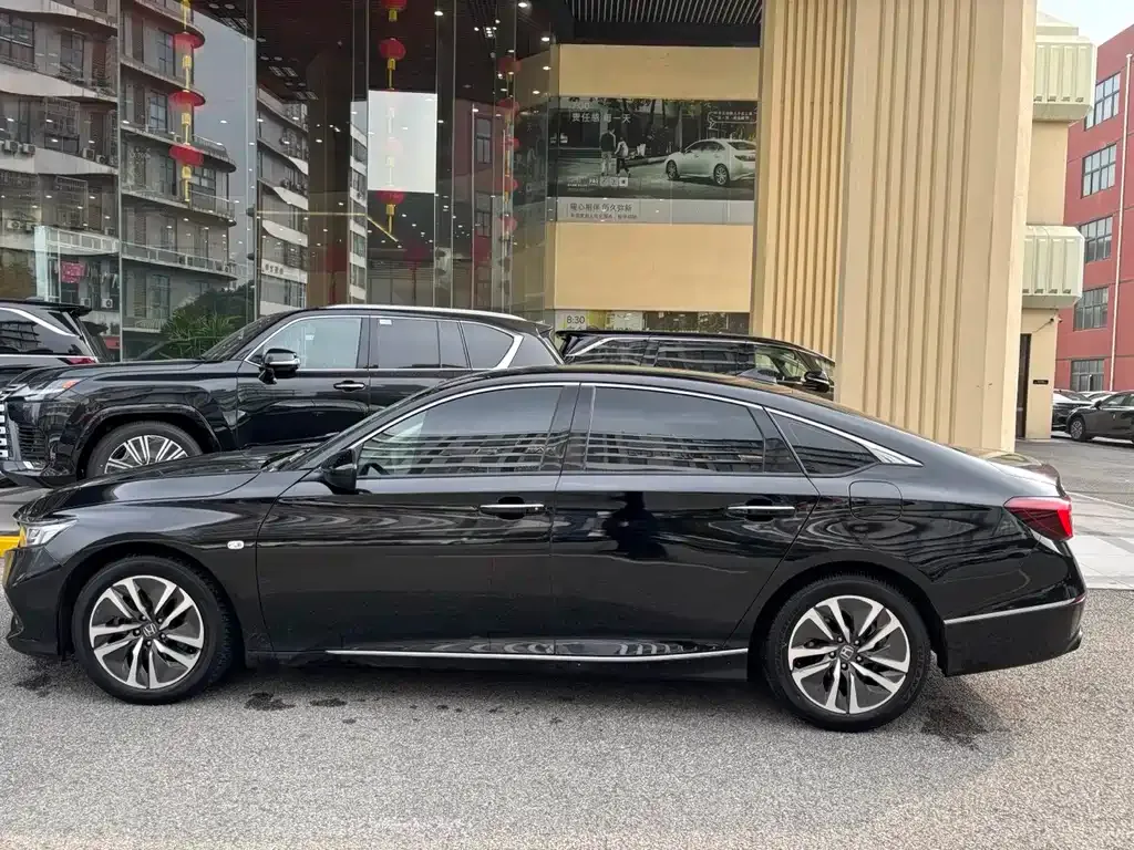 Honda Accord — фото 4