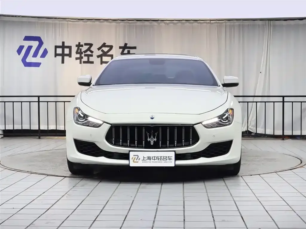 Maserati Ghibli — фото 9