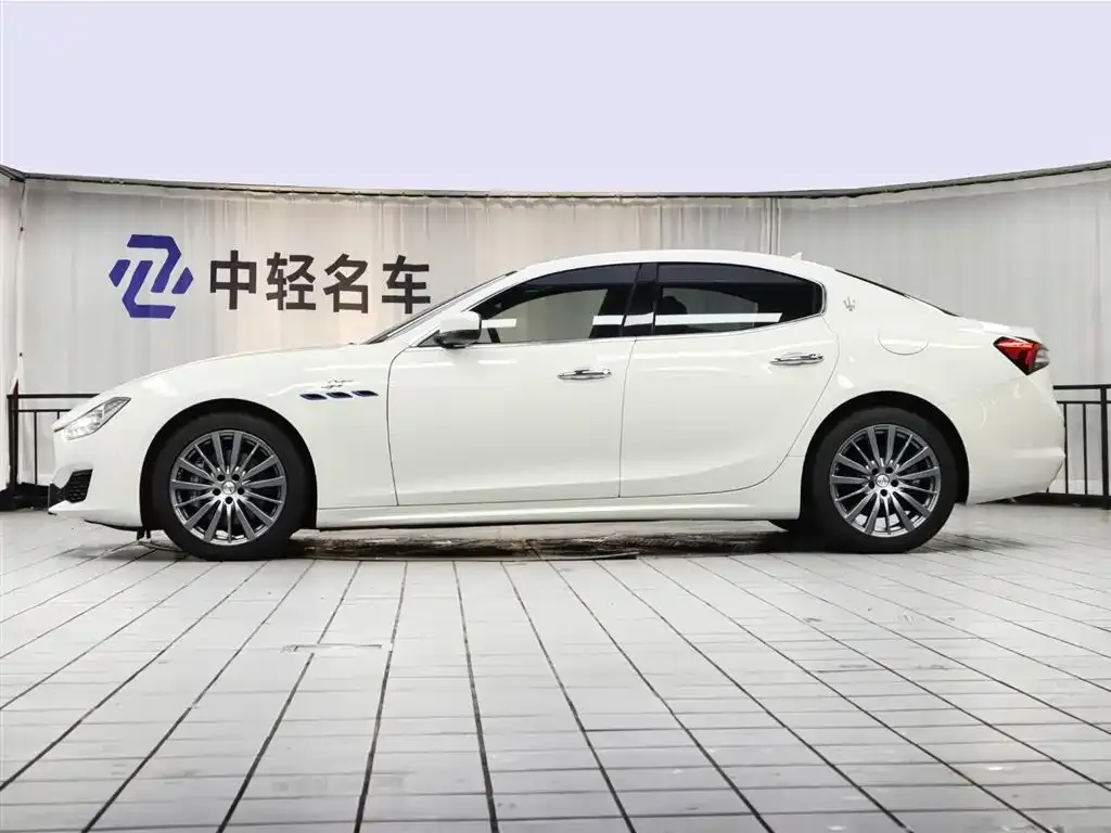 Maserati Ghibli — фото 6