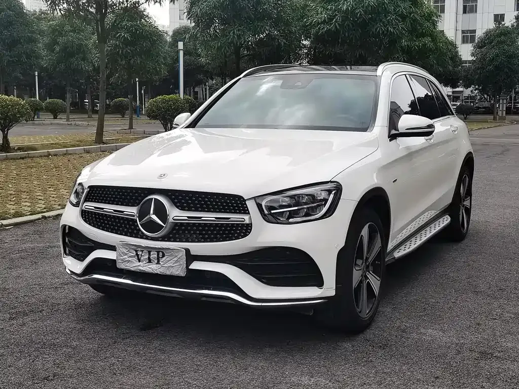 Mercedes-Benz GLC — фото 1