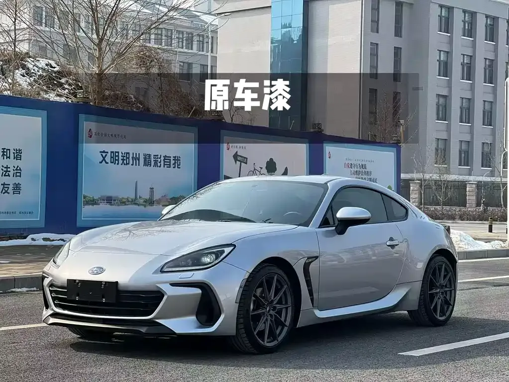 Subaru BRZ — фото 1