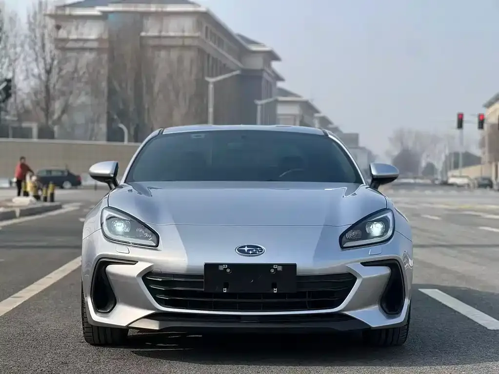 Subaru BRZ — фото 3