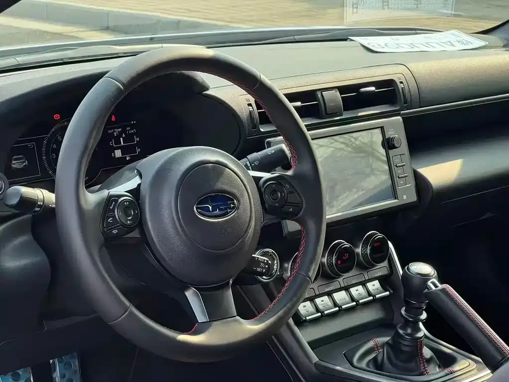 Subaru BRZ — фото 5