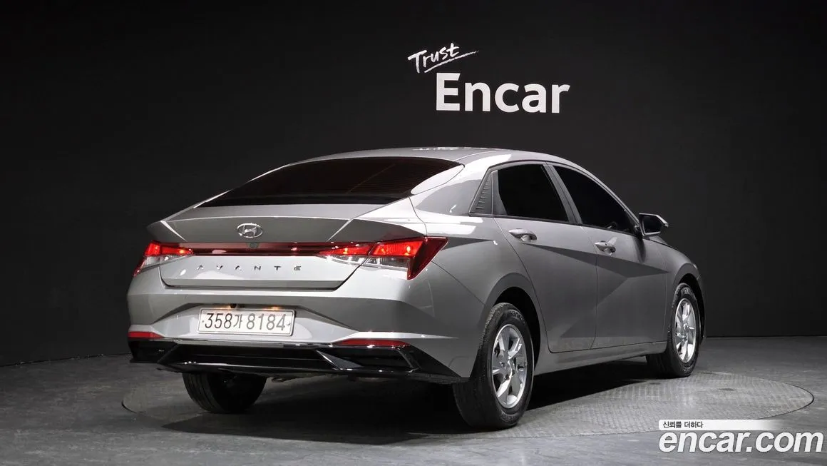 Hyundai AVANTE — фото 8