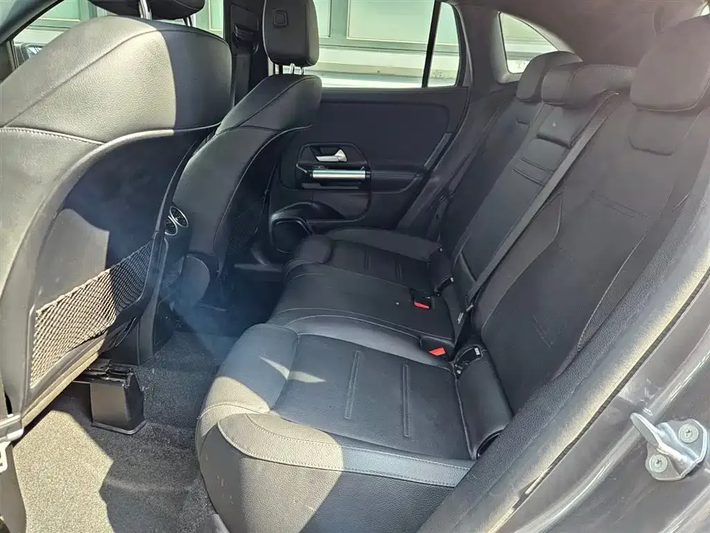 Mercedes-Benz GLA — фото 3