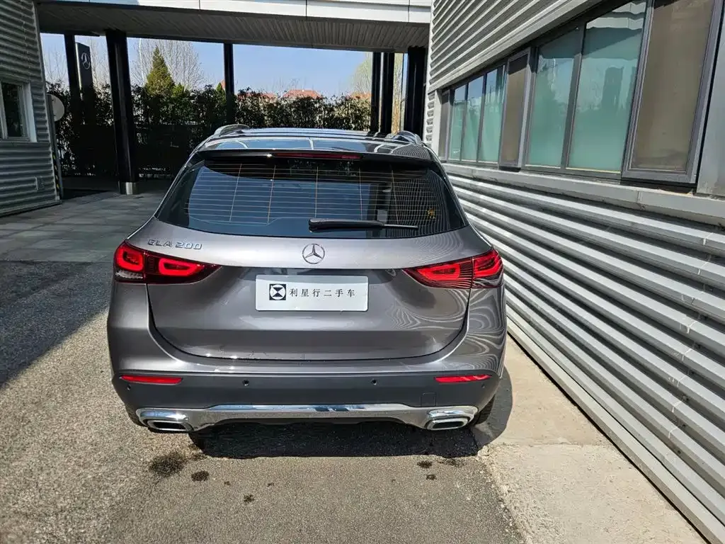 Mercedes-Benz GLA — фото 6