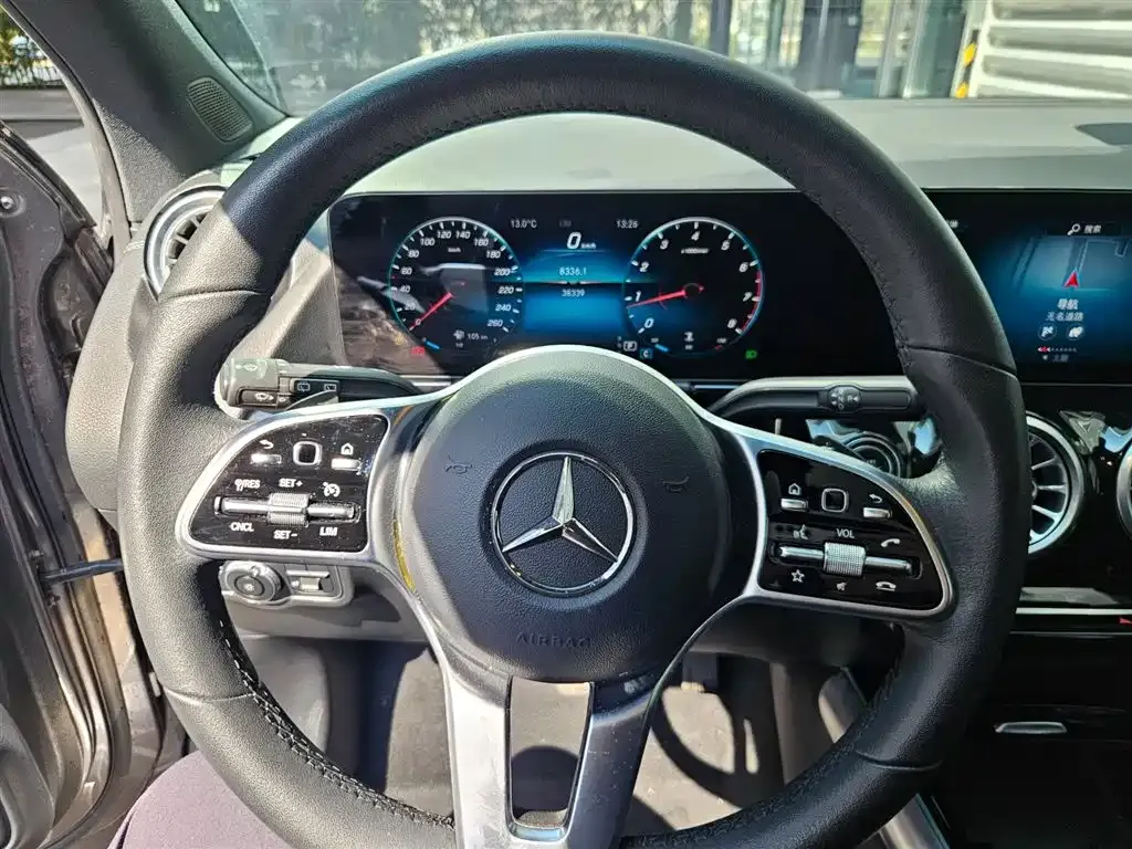 Mercedes-Benz GLA — фото 5
