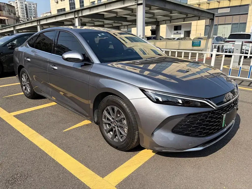 BYD Qin L — фото 8