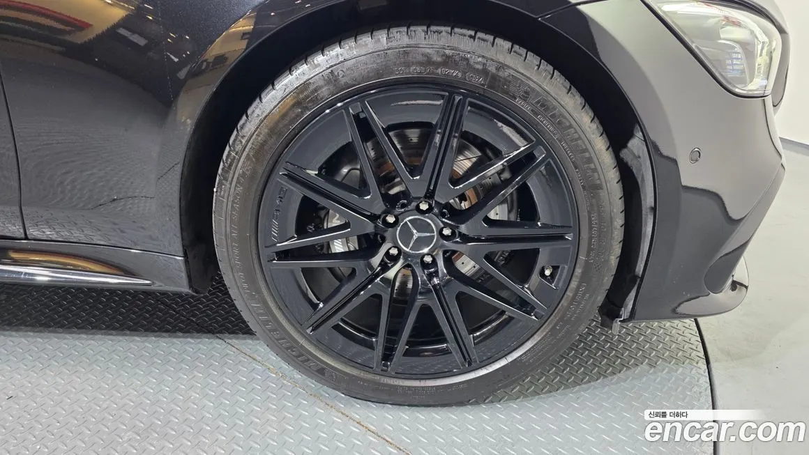 Mercedes-Benz AMG GT — фото 9