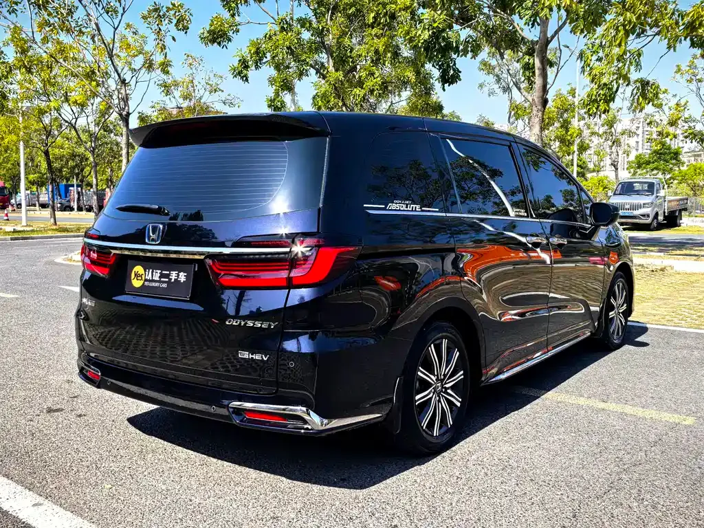 Honda Odyssey — фото 5