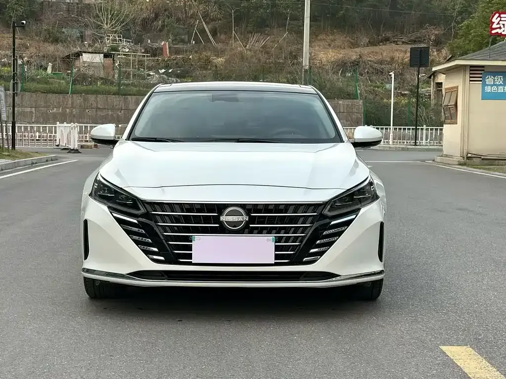 Nissan Teana — фото 3
