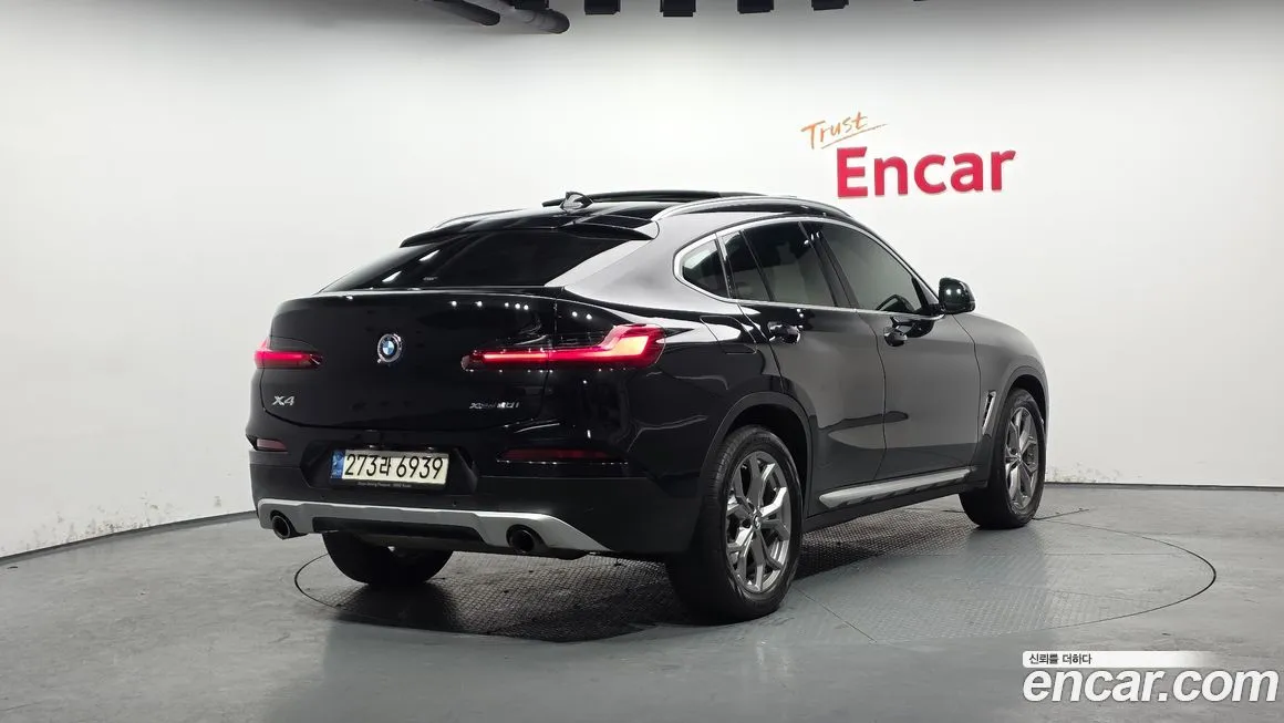 BMW X4 — фото 9