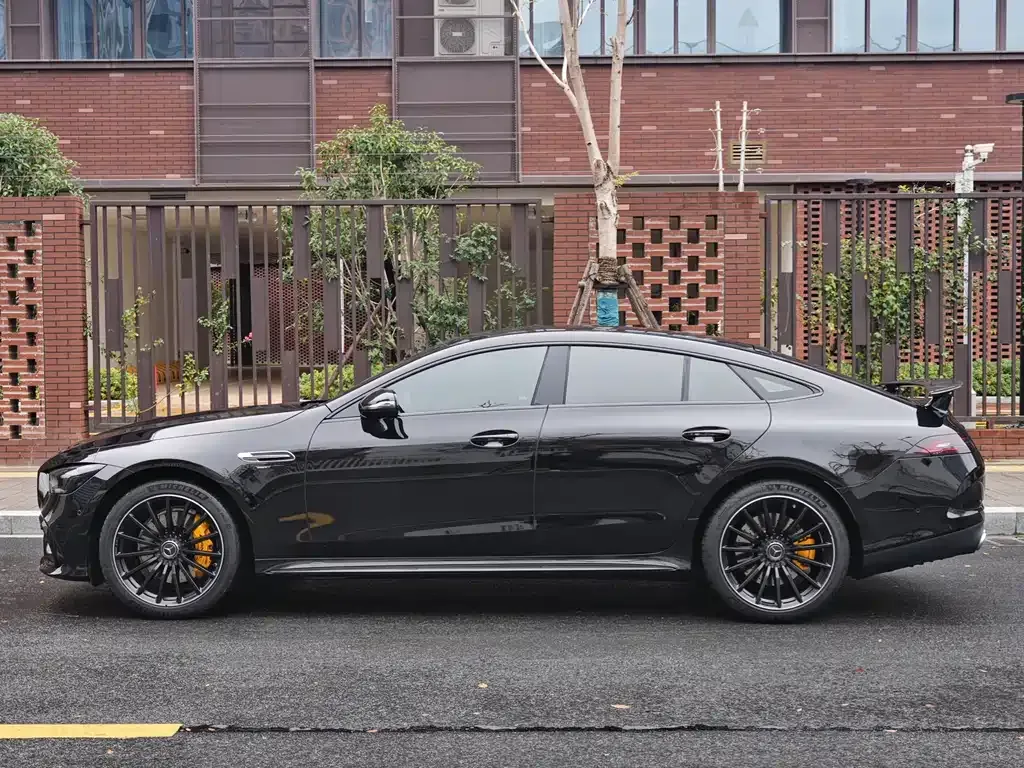 Mercedes-Benz AMG GT — фото 5