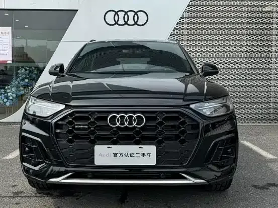 Audi Q5L — фото 6