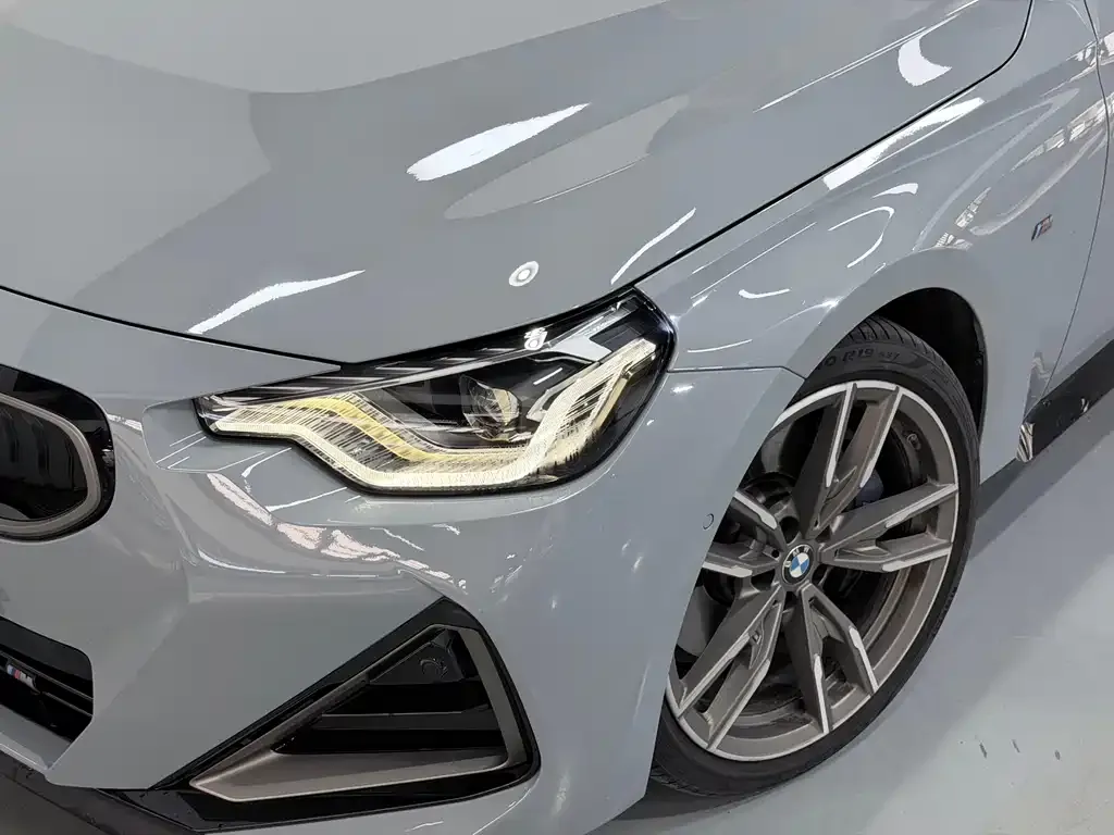BMW M240i — фото 10