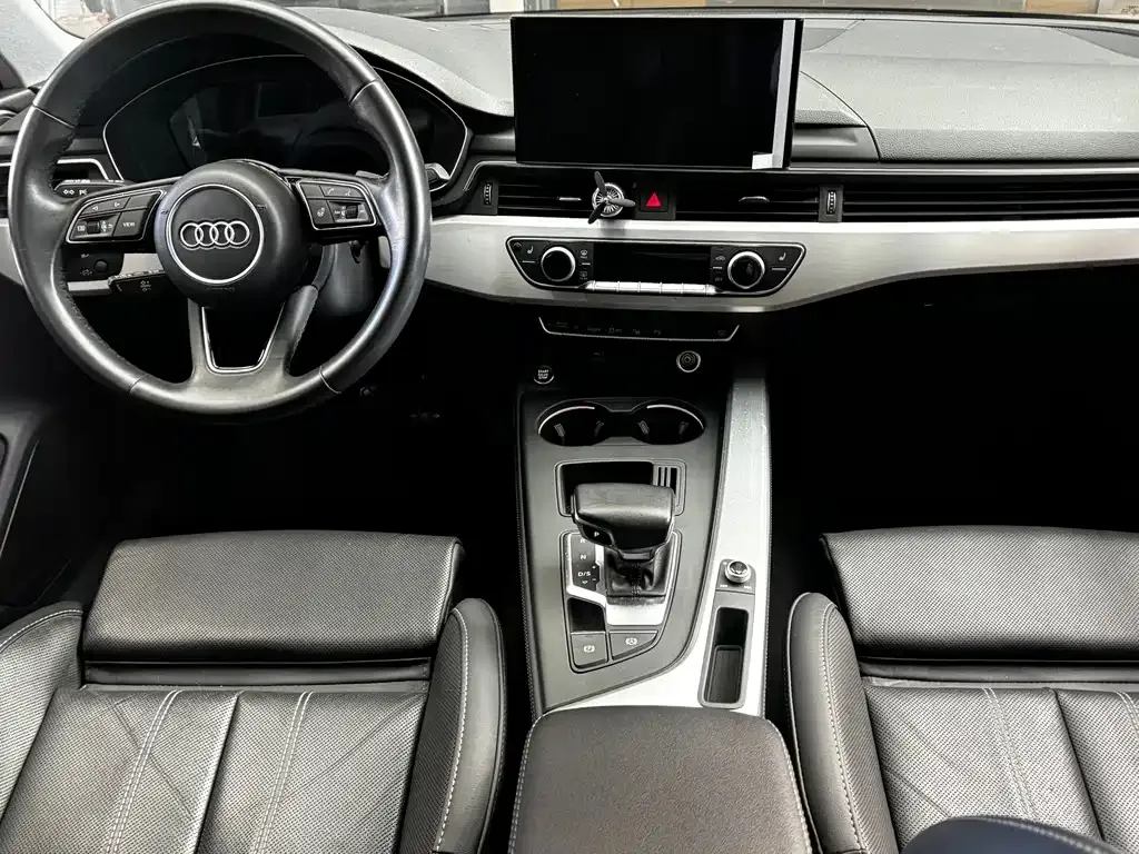 Audi A4L — фото 10