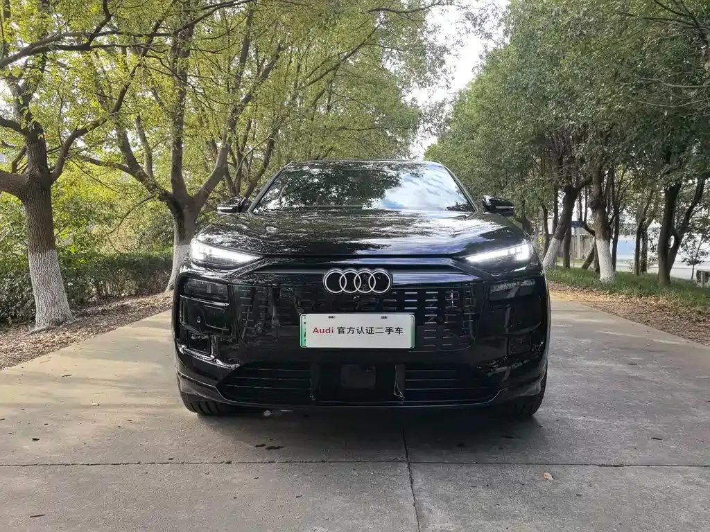 Audi Q6L e-tron — фото 6