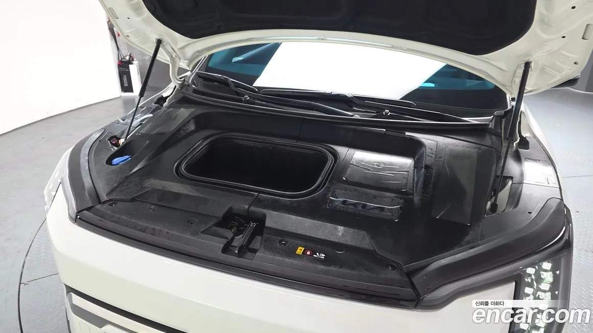 Kia EV3 — фото 9
